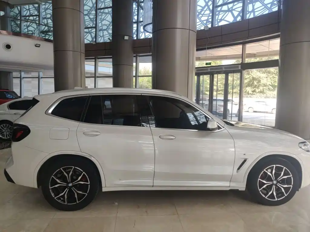 BMW X3 — миниатюра 26