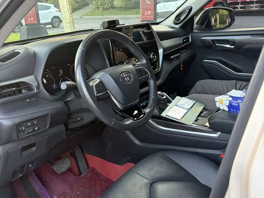 Toyota Highlander — миниатюра 6