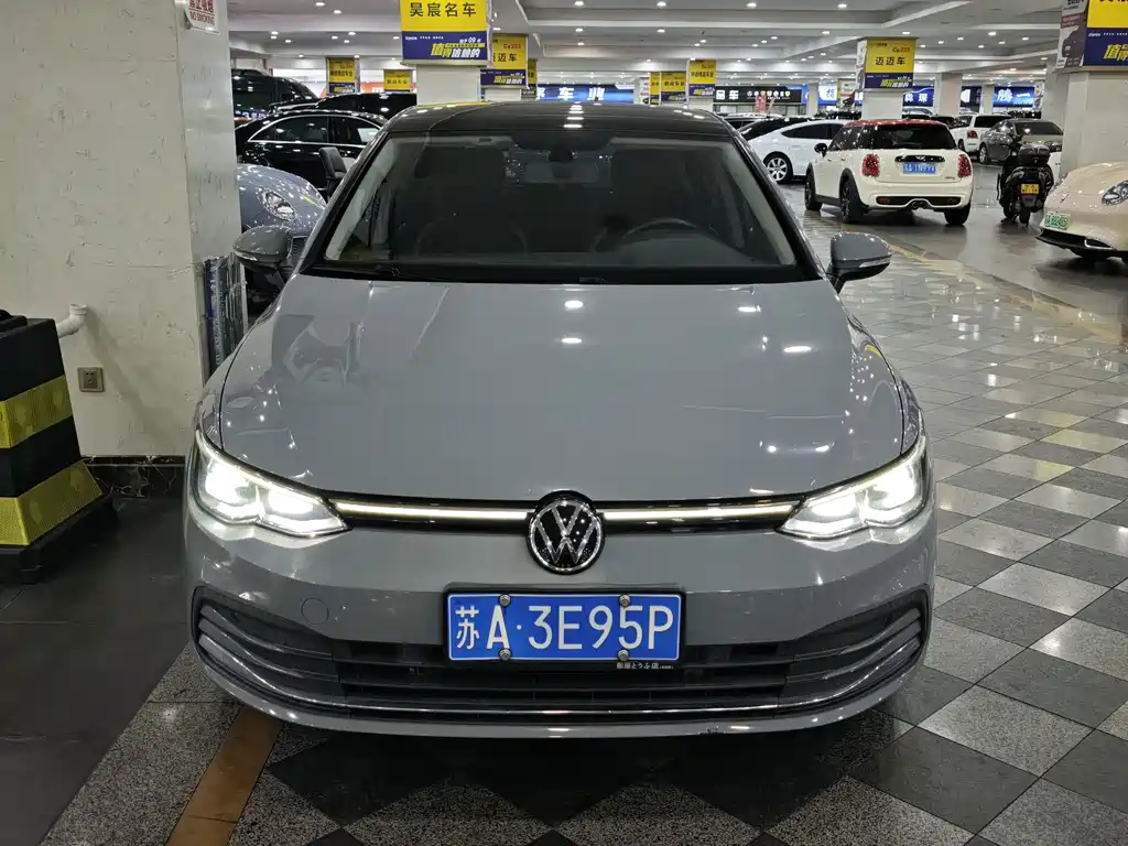 Volkswagen Golf — миниатюра 2