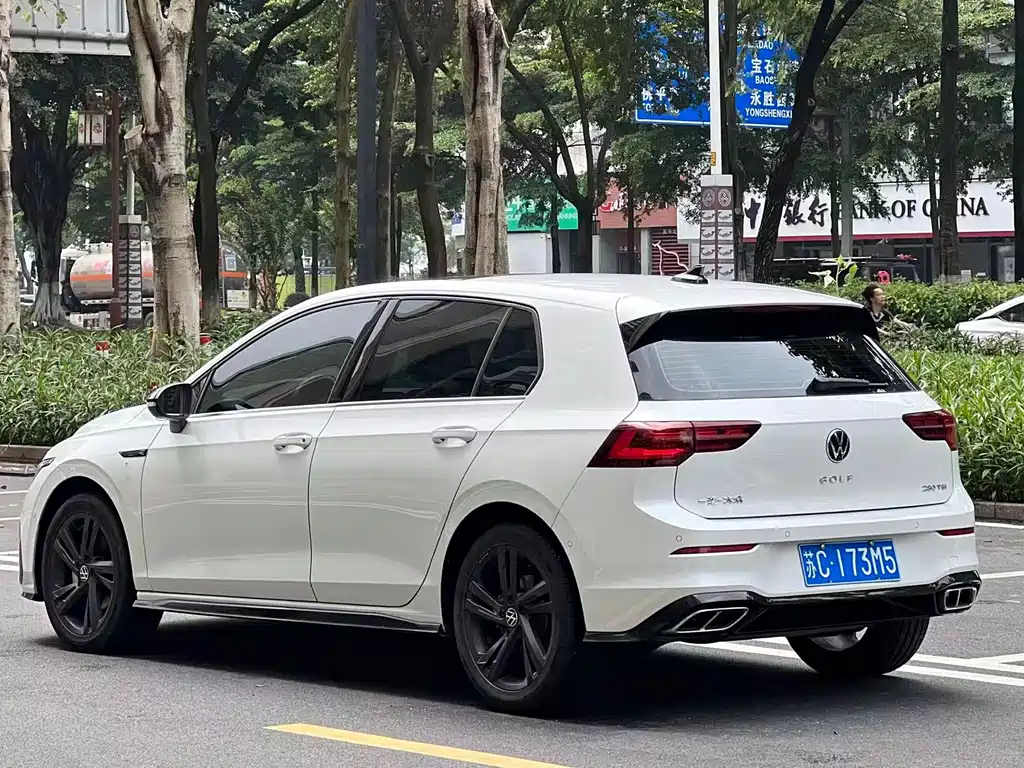 Volkswagen Golf — миниатюра 3