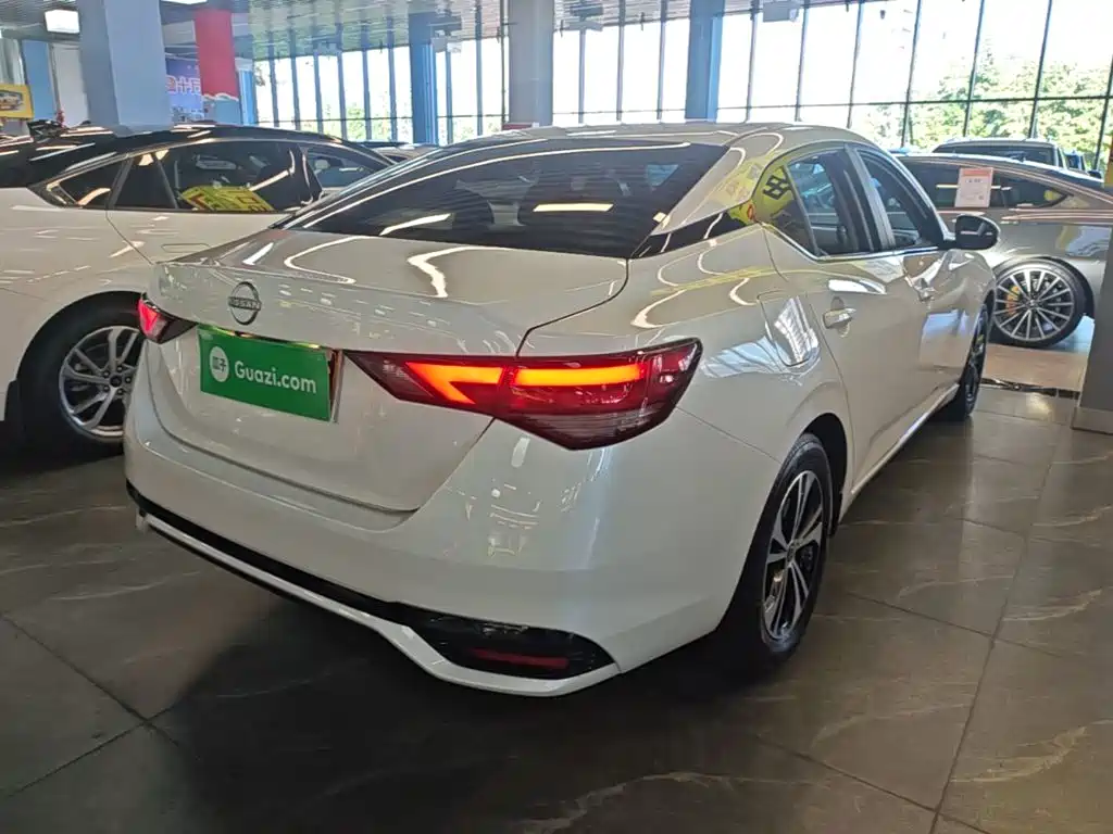 Nissan Sylphy — миниатюра 7