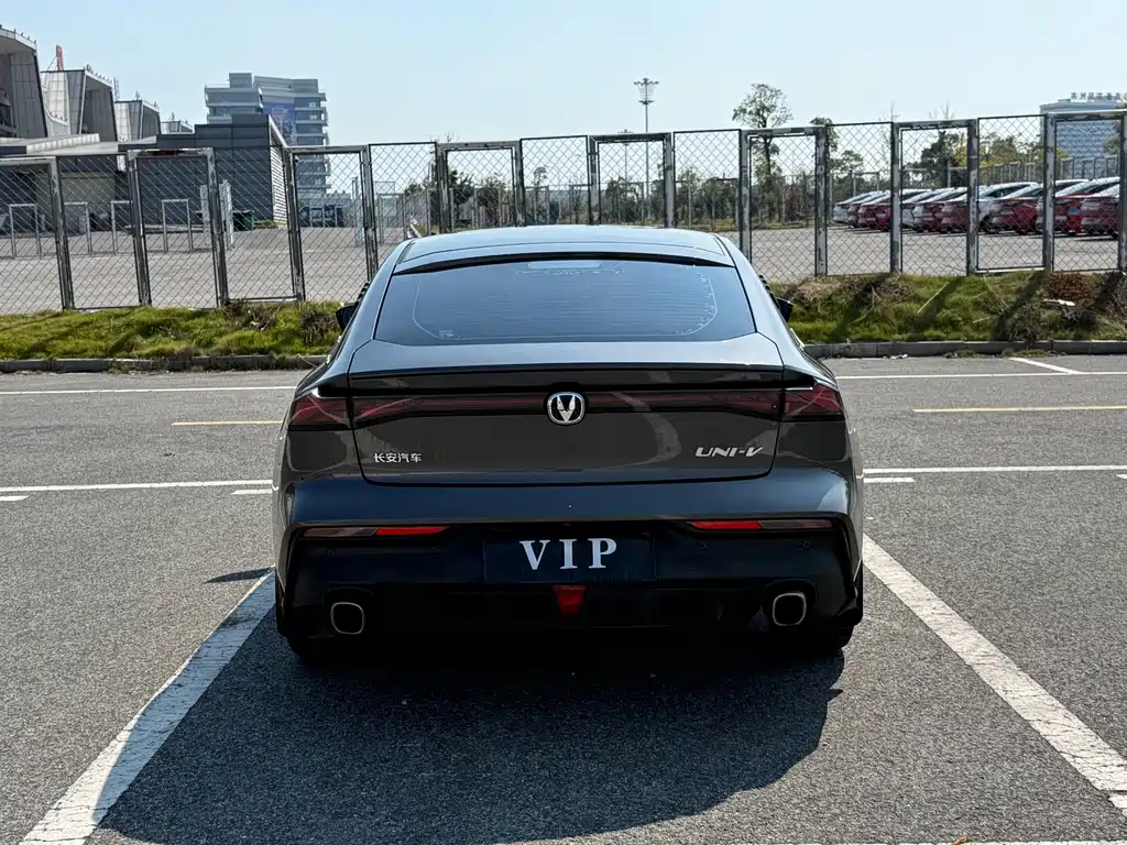 Changan UNI-V — миниатюра 5