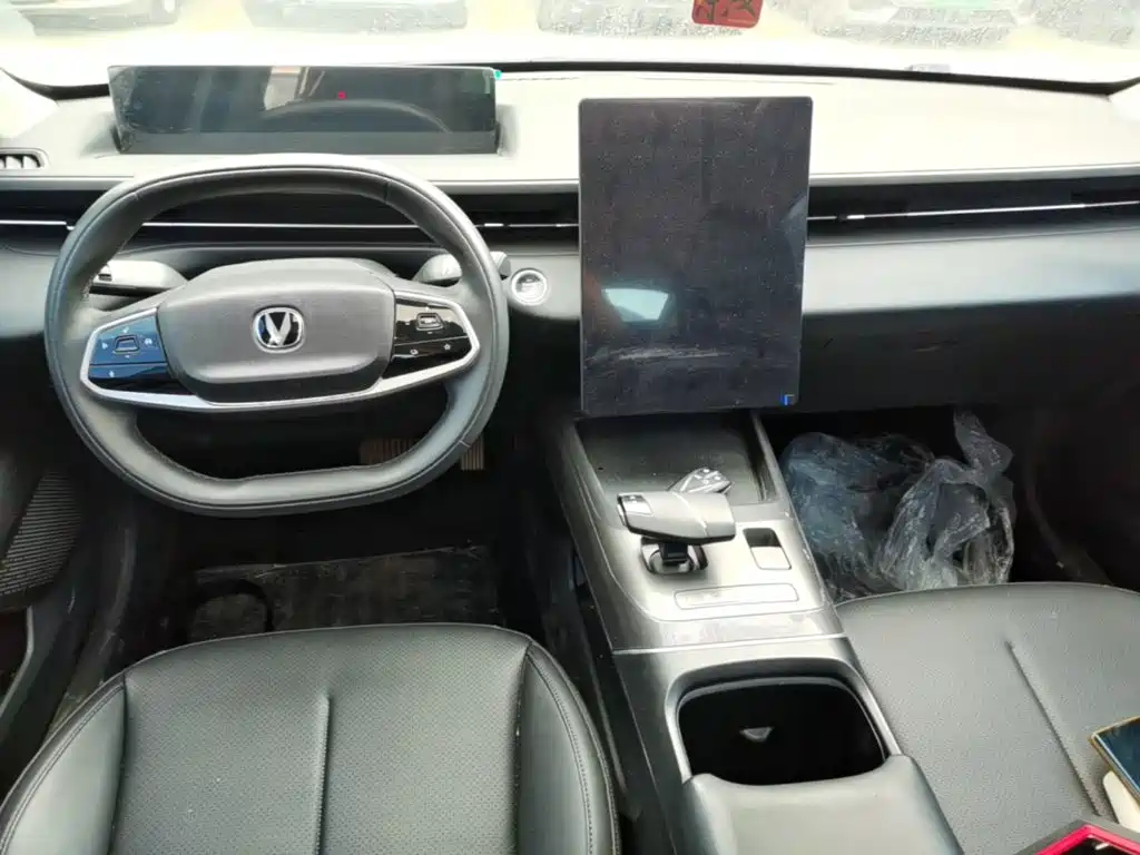Changan Yida — миниатюра 10