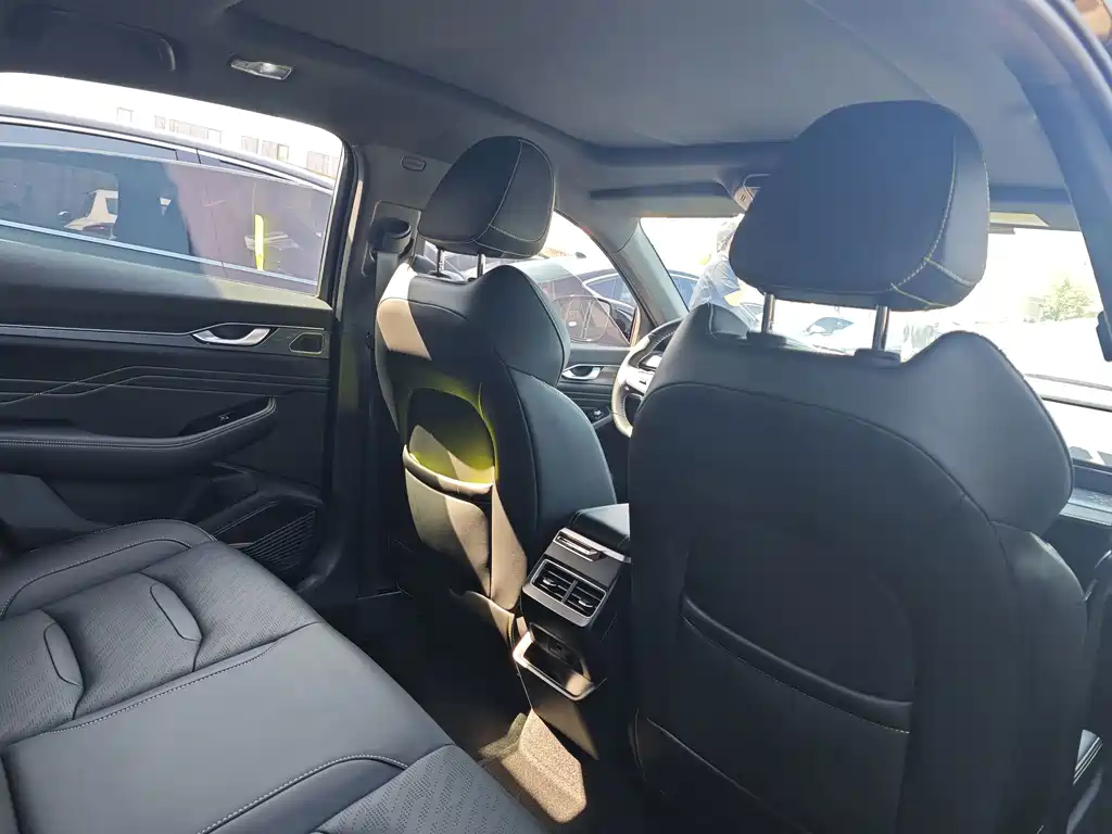 Geely Xingrui — миниатюра 9