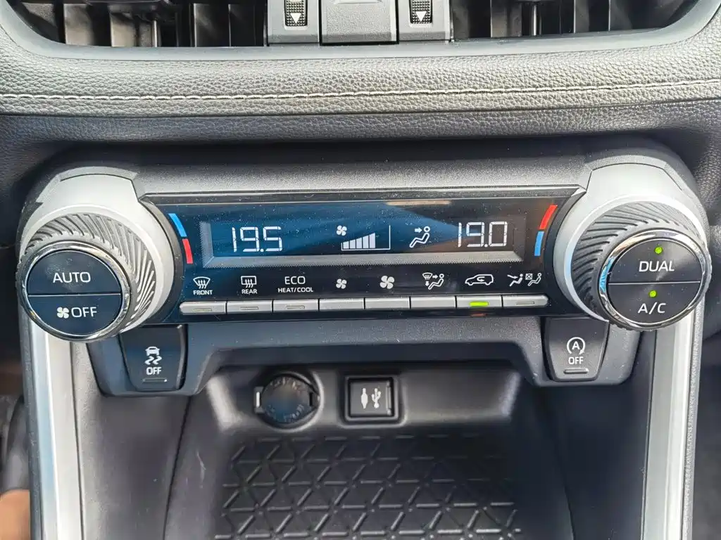Toyota Wildlander — миниатюра 15
