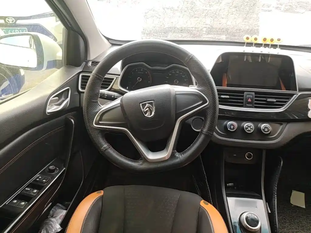 Baojun 310 — миниатюра 11