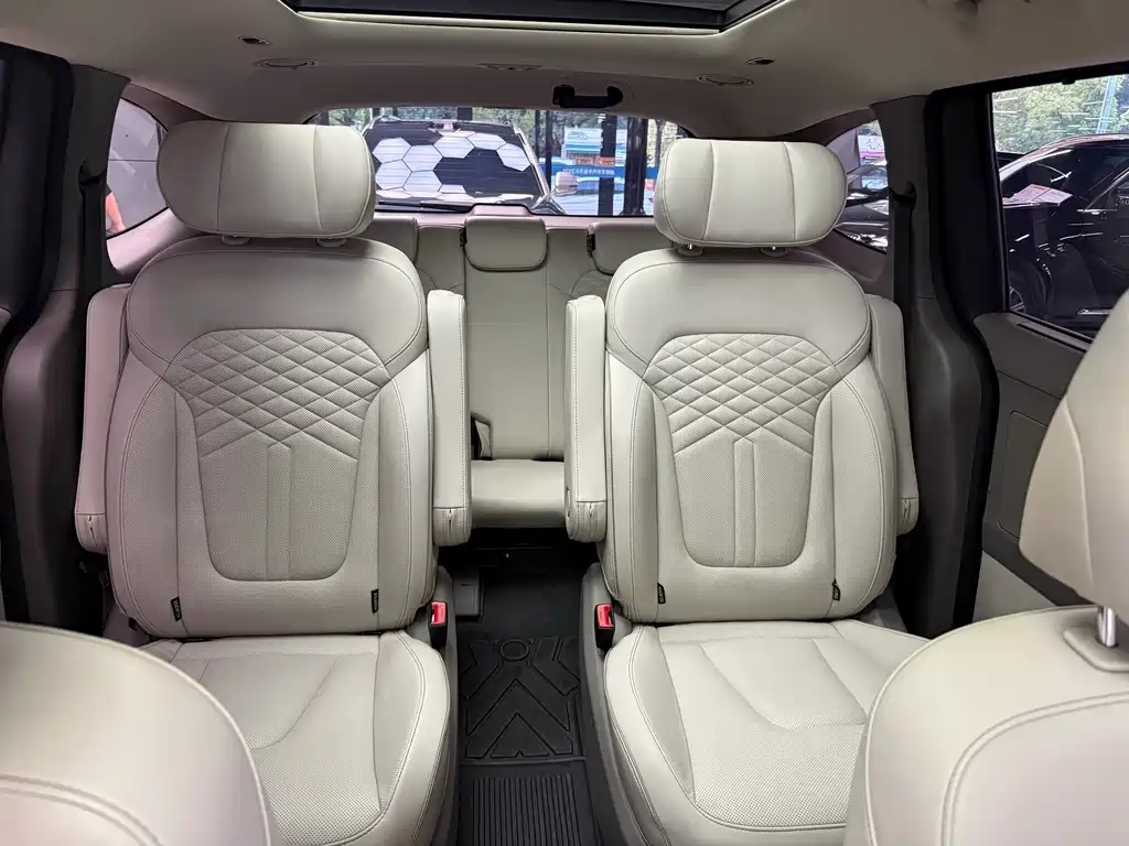 Hyundai Custo — миниатюра 12