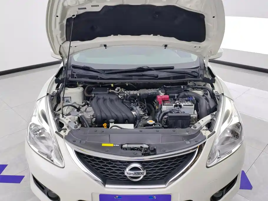 Nissan Tiida — миниатюра 10