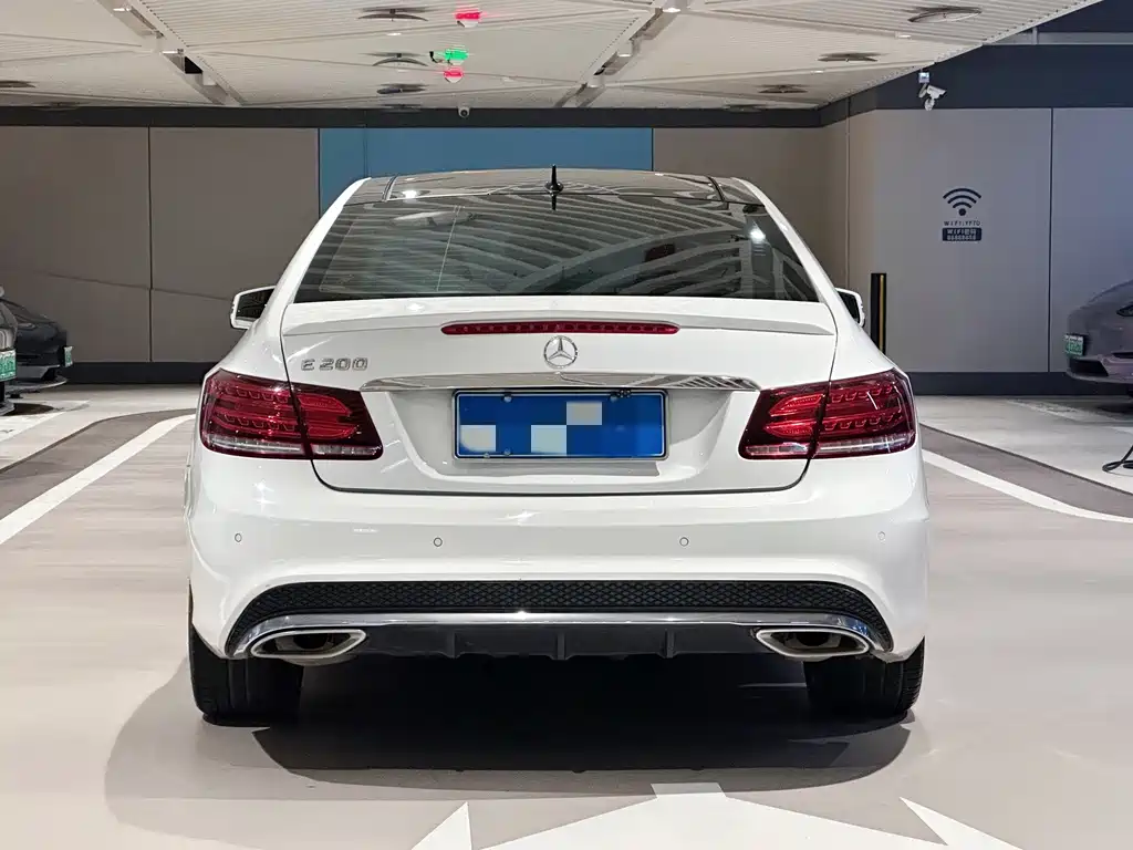 Mercedes-Benz E-Class (Import) — миниатюра 5