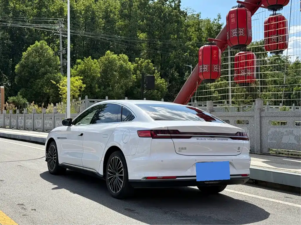 BYD Han — миниатюра 5