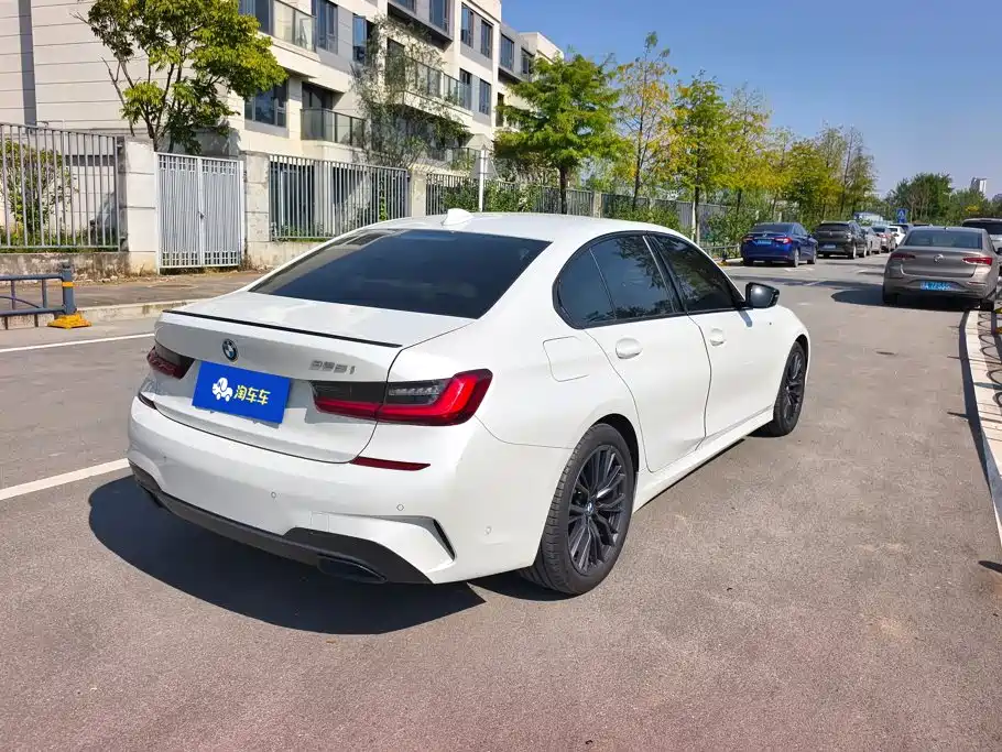 BMW 3 Series — миниатюра 3