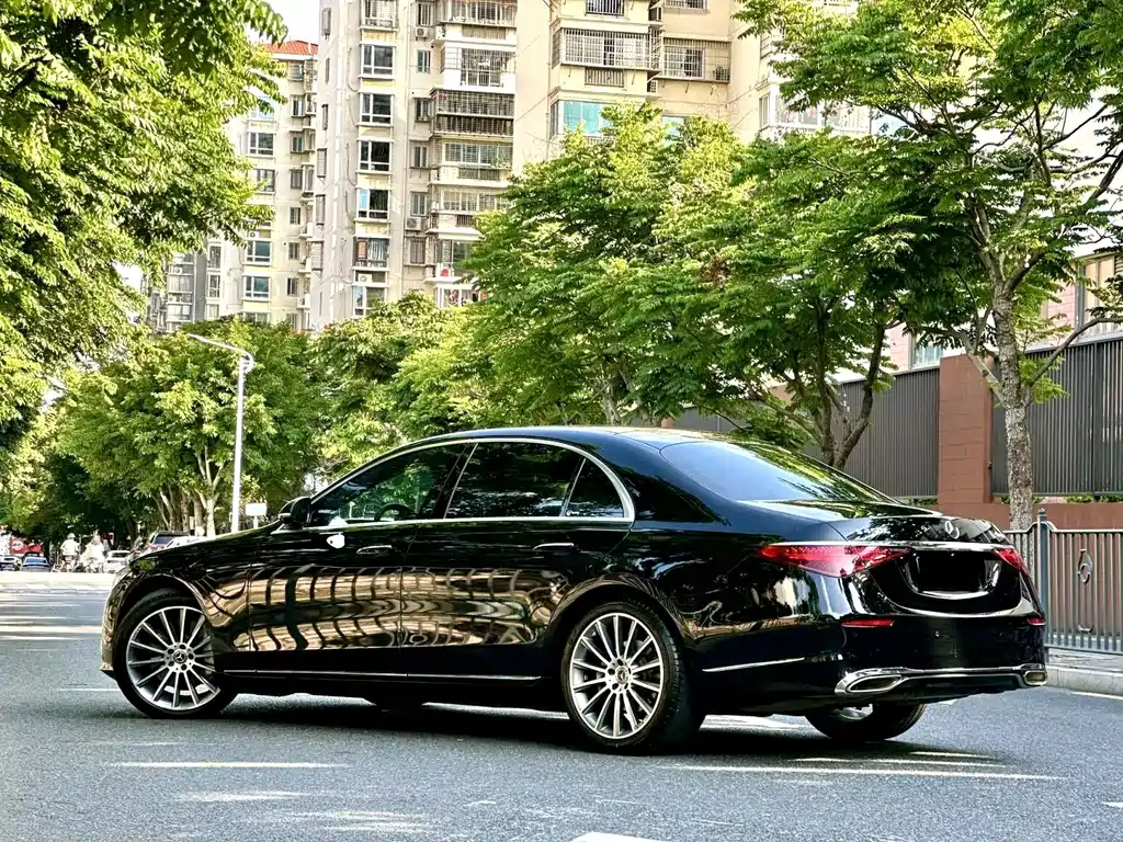 Mercedes-Benz S-Class — миниатюра 10