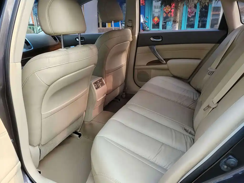 Nissan Teana — миниатюра 7