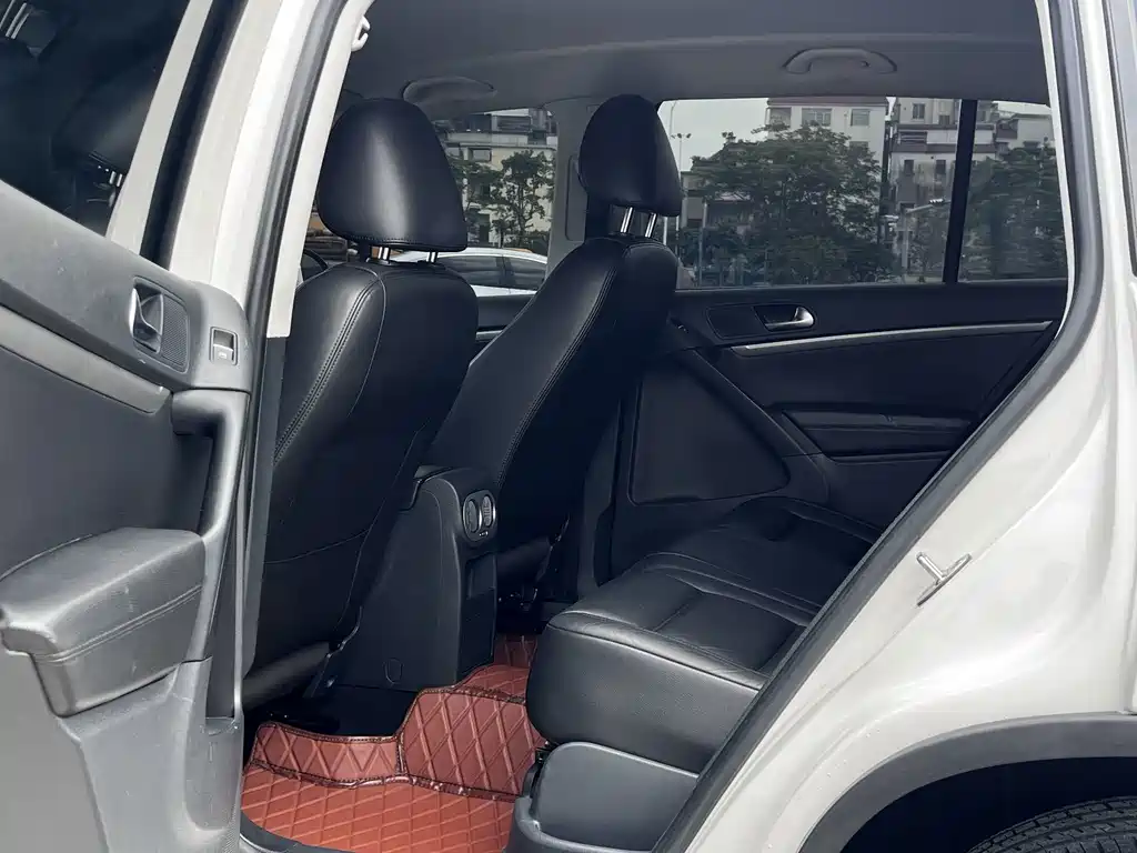 Volkswagen Tiguan — миниатюра 10