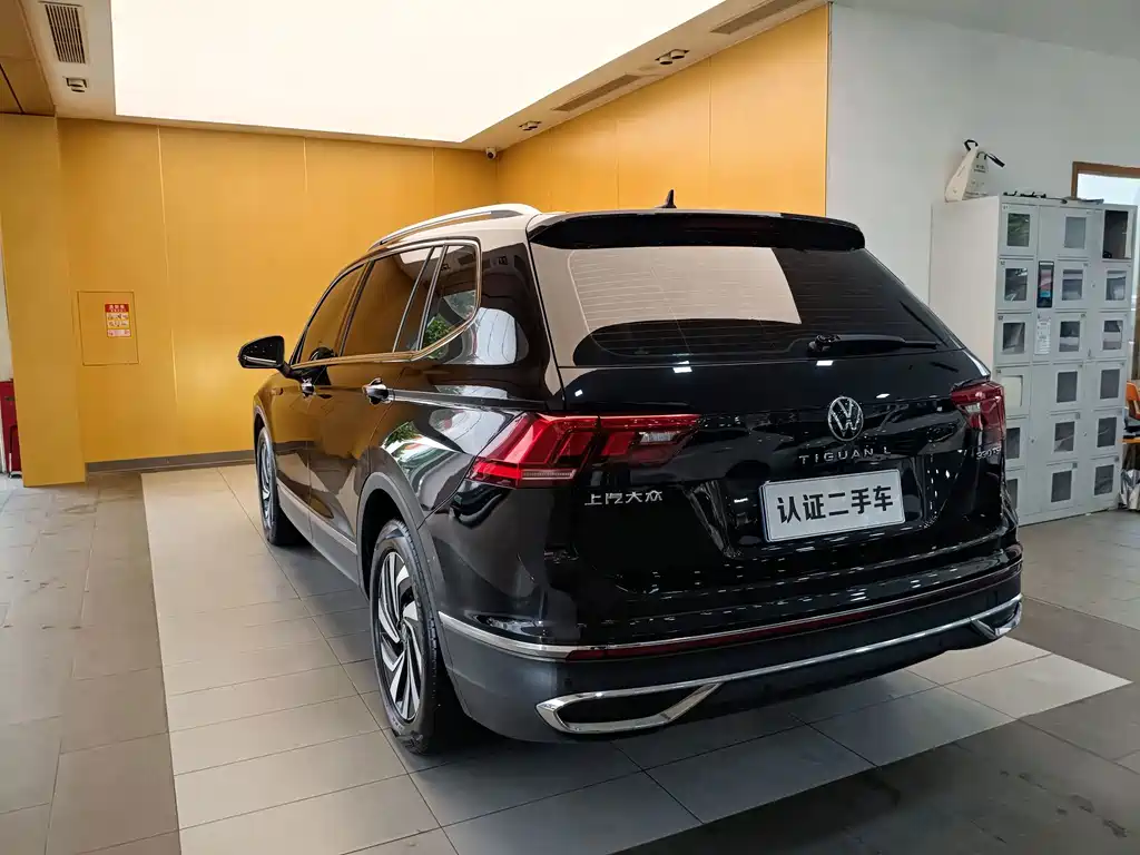 Volkswagen Tiguan L — миниатюра 25