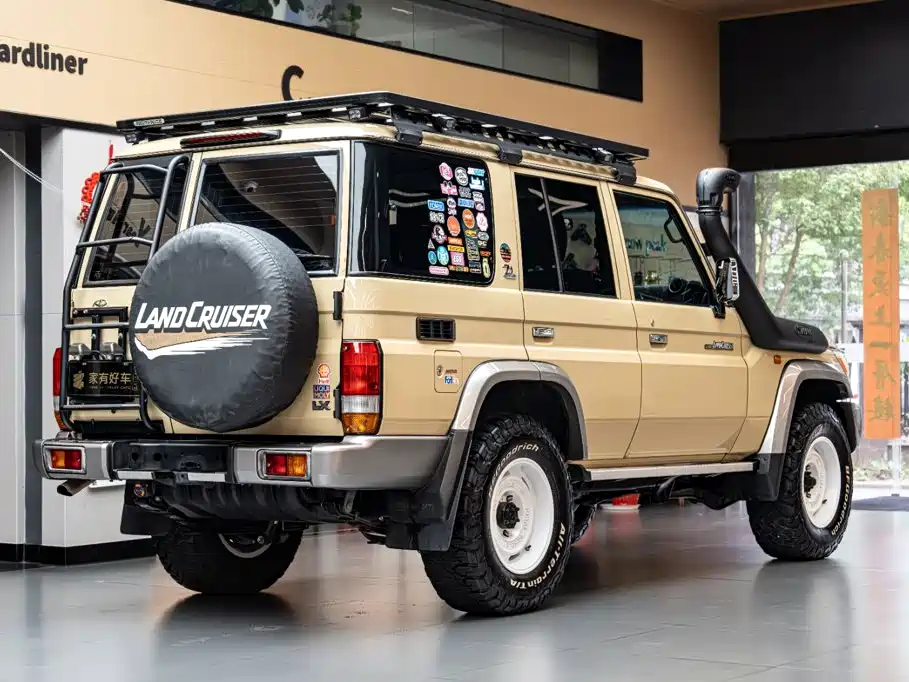 Toyota Land Cruiser — миниатюра 4