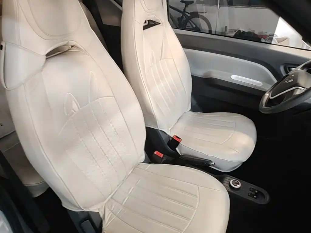 Wuling MINIEV — миниатюра 25