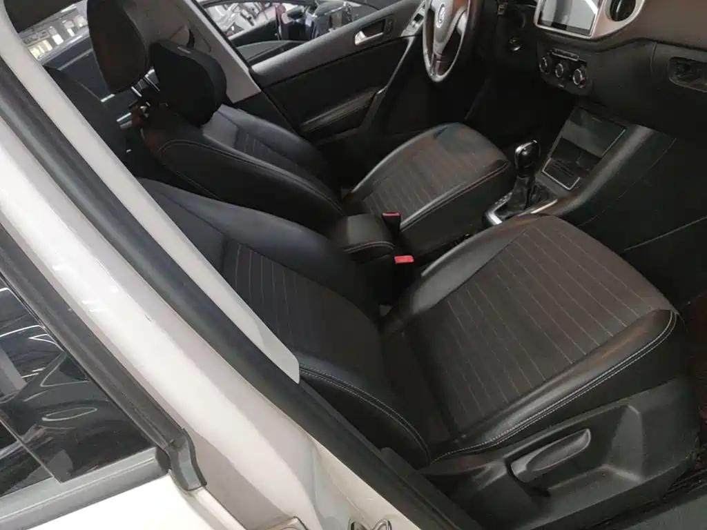 Volkswagen Tiguan — миниатюра 25