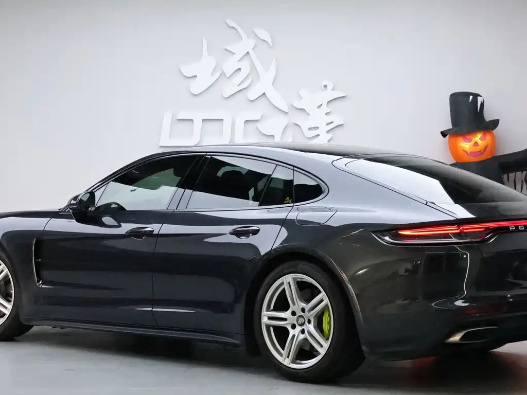 Porsche Panamera Hybrid — миниатюра 3