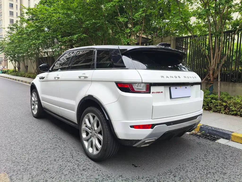 Land Rover Range Rover Evoque 2018 240PS SE DYNAMIC