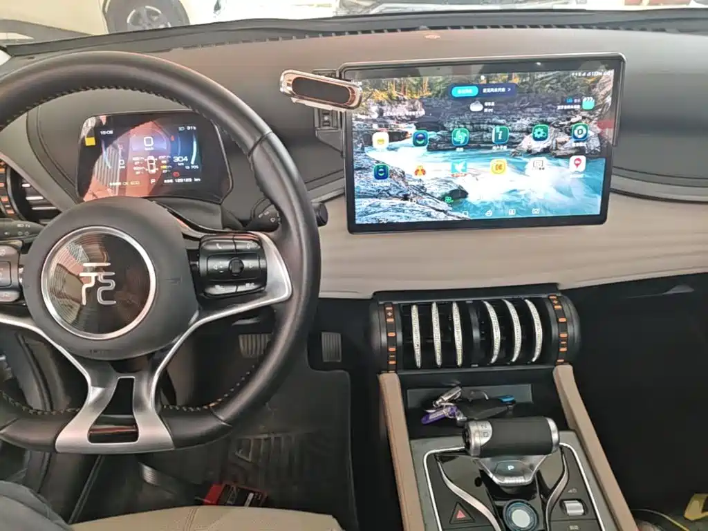 BYD Yuan Plus — миниатюра 10