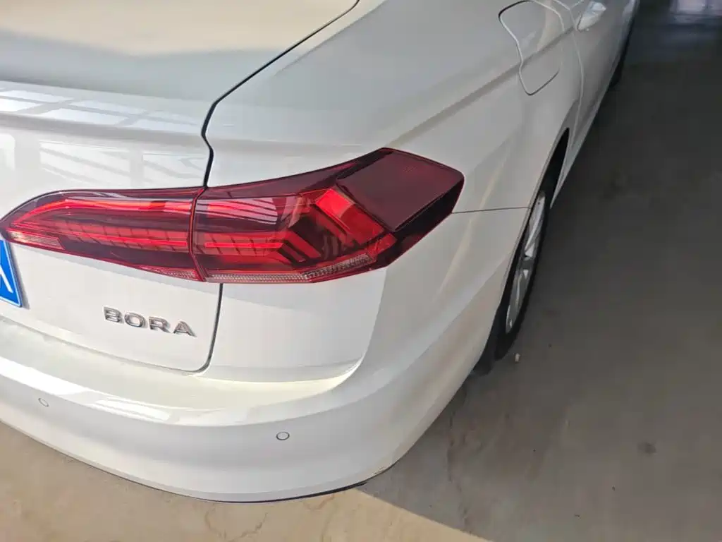Volkswagen Bora — миниатюра 8