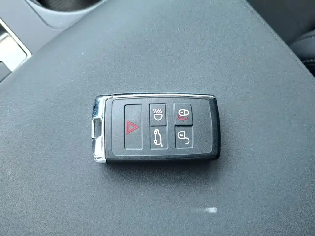 Land Rover Discovery — миниатюра 9