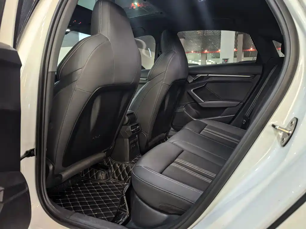 Audi A3 — миниатюра 10