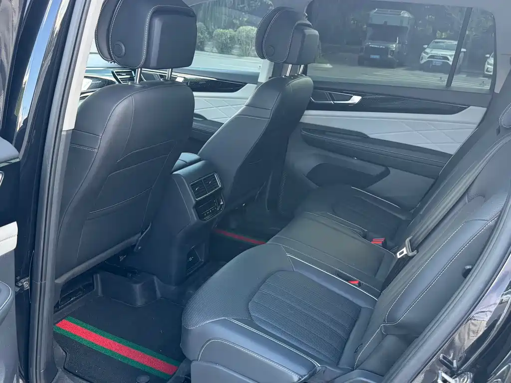 Volkswagen Teramont — миниатюра 8