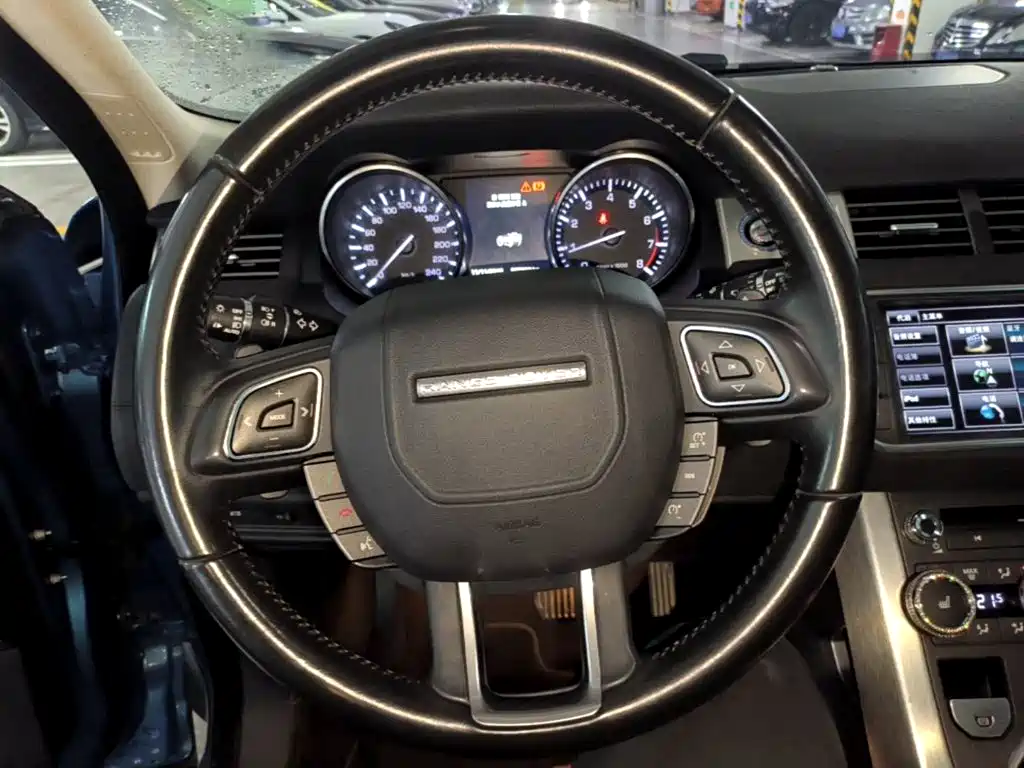 Land Rover Evoque — миниатюра 11