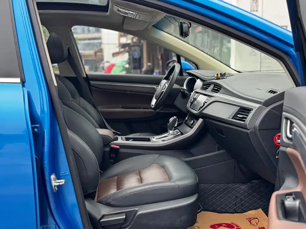 Geely Emgrand GS — миниатюра 13