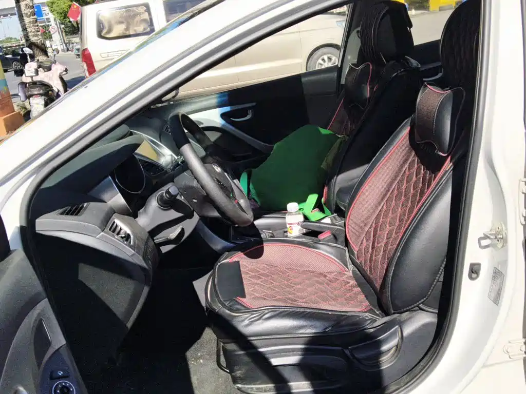 Hyundai Elantra Langdong — миниатюра 16