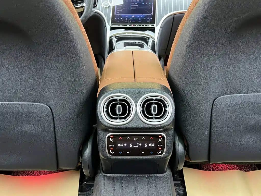 Mercedes-Benz GLC — миниатюра 30