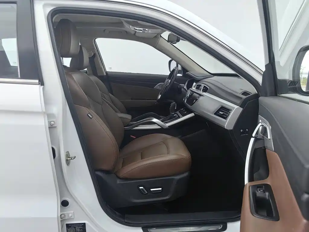 Geely Boyue — миниатюра 23