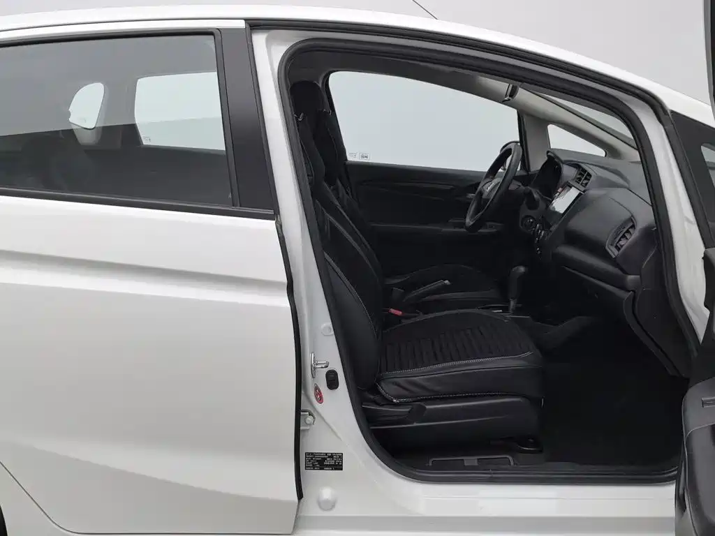 Honda Fit — миниатюра 23