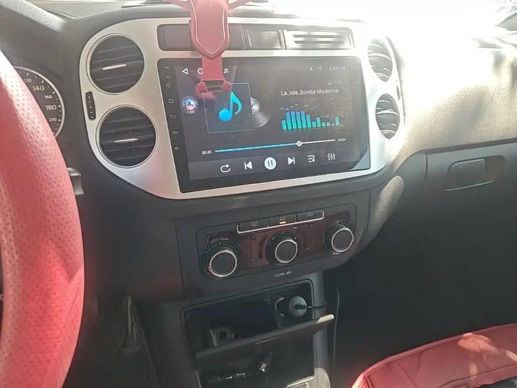 Volkswagen Tiguan — миниатюра 13