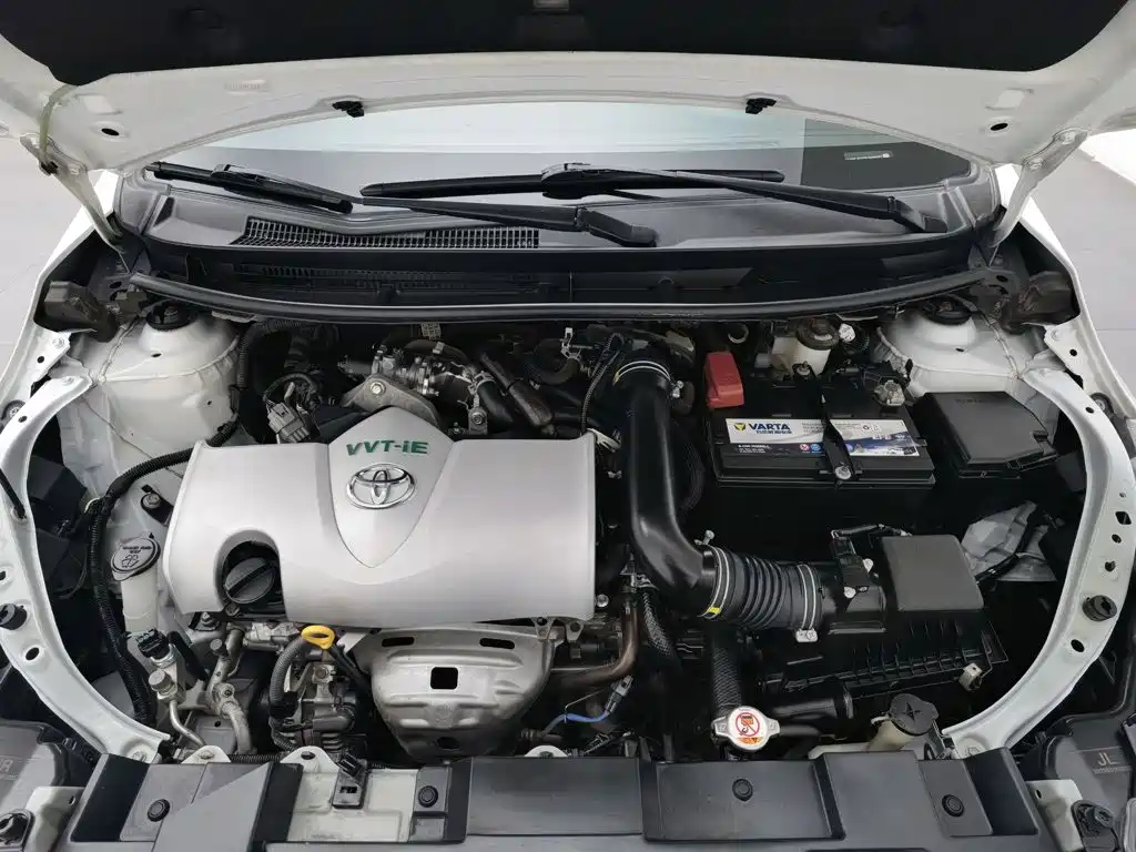 Toyota Yaris L — миниатюра 6