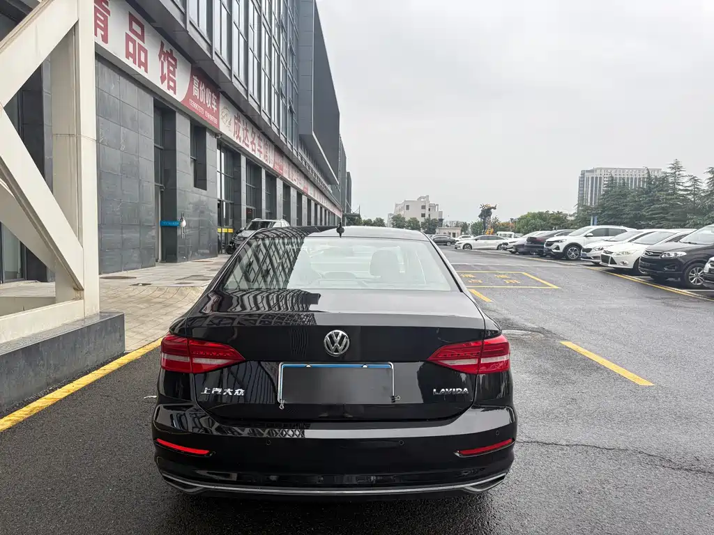 Volkswagen Lavida — миниатюра 18