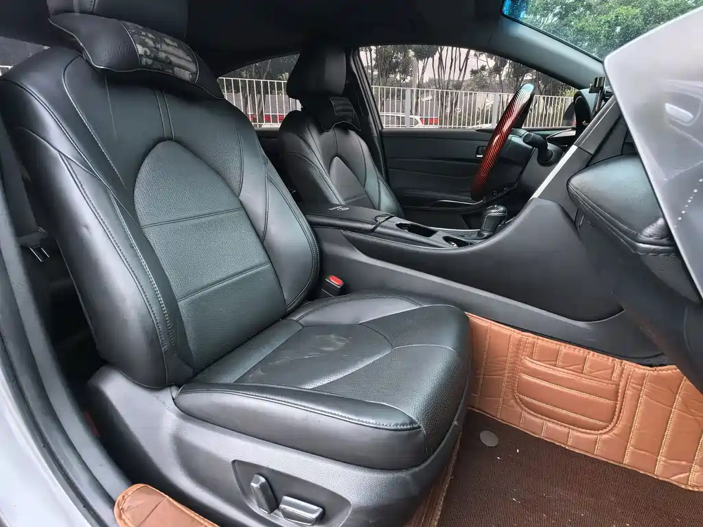 Toyota Avalon — миниатюра 22