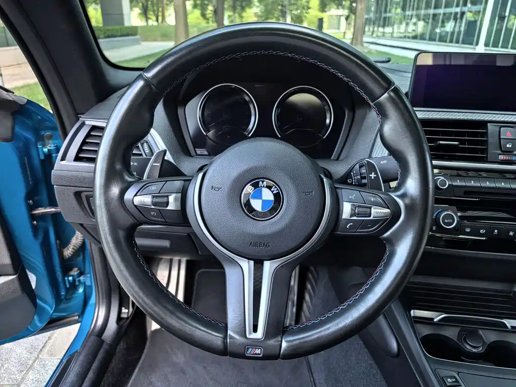 BMW M2