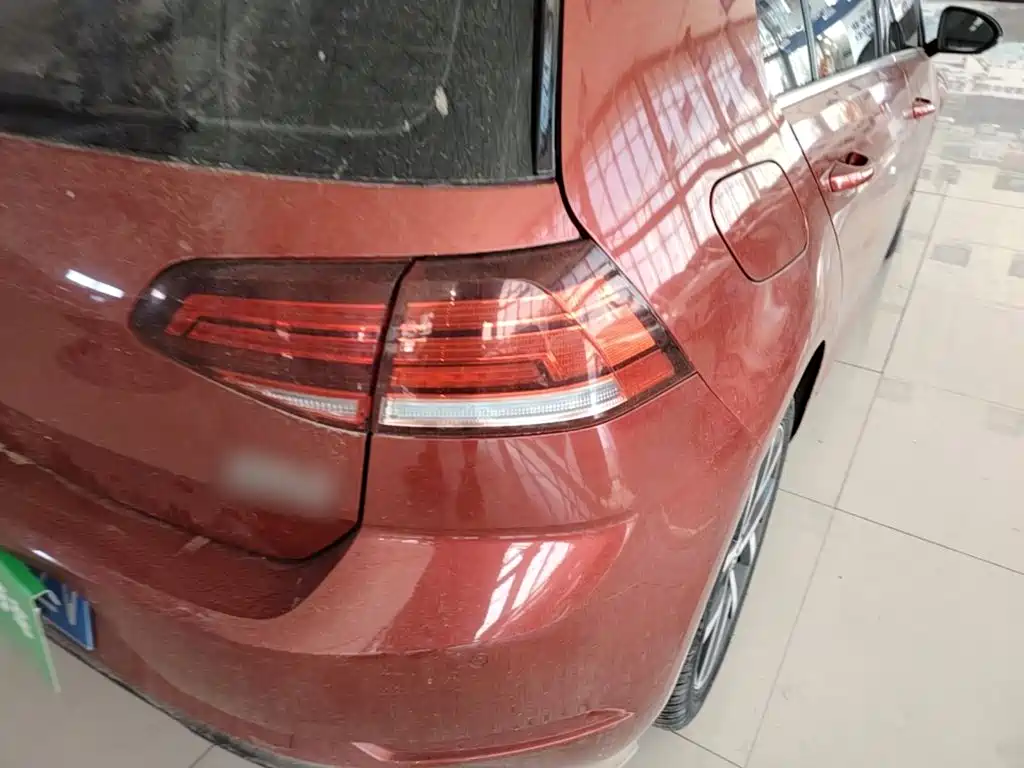 Volkswagen Golf — миниатюра 8