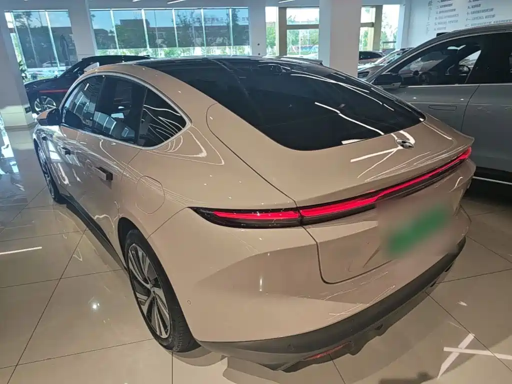 NIO ET5 — миниатюра 5