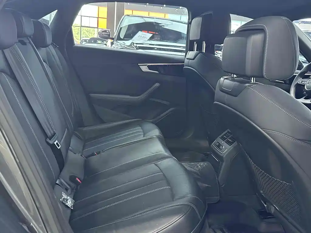Audi A4L — миниатюра 6