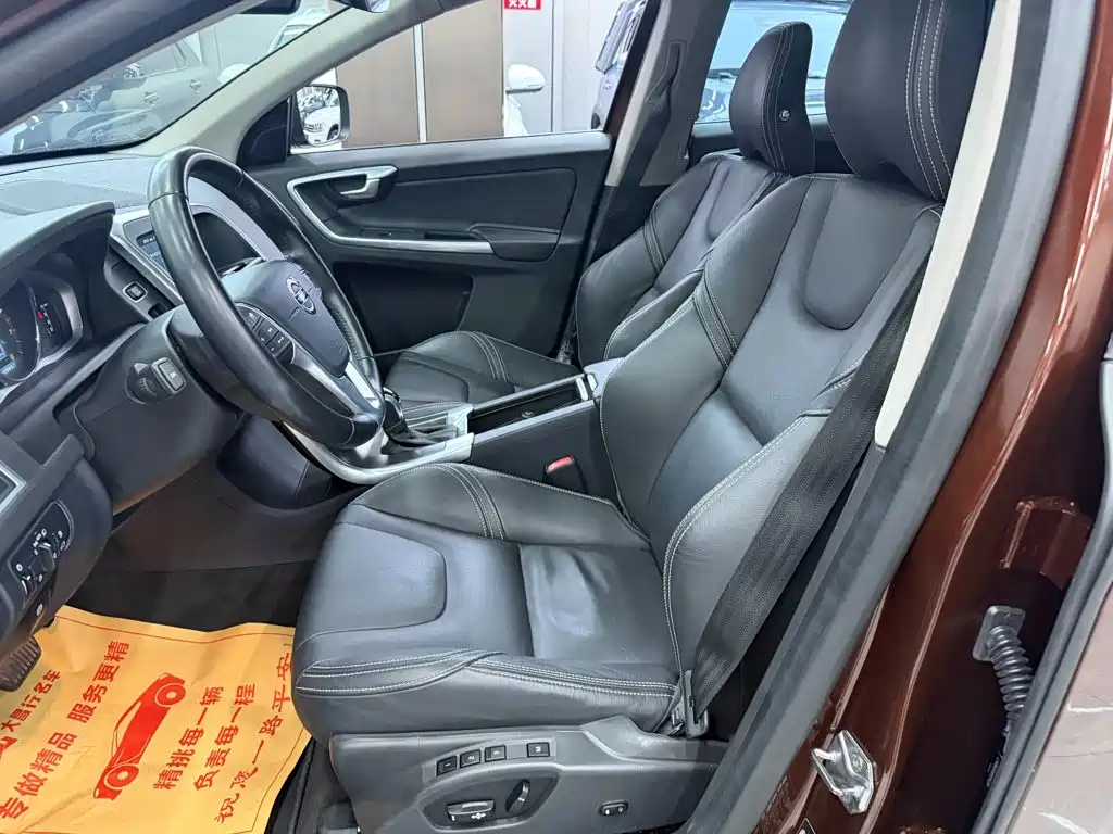 Volvo XC60 — миниатюра 8