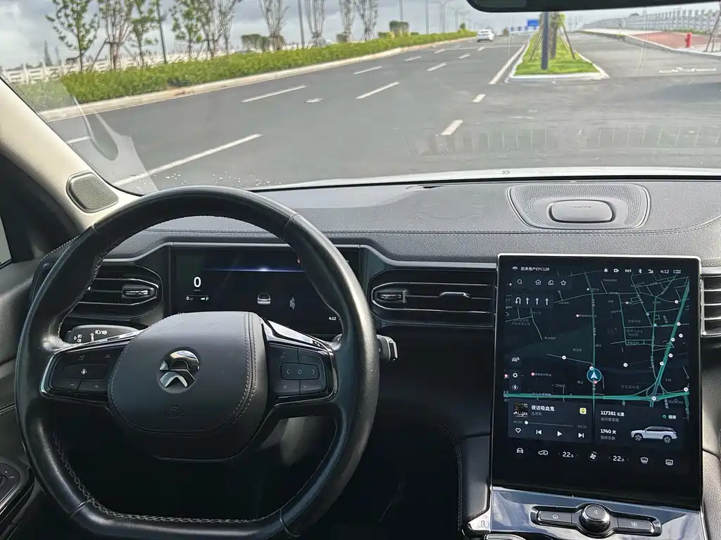 NIO ES8 — миниатюра 16