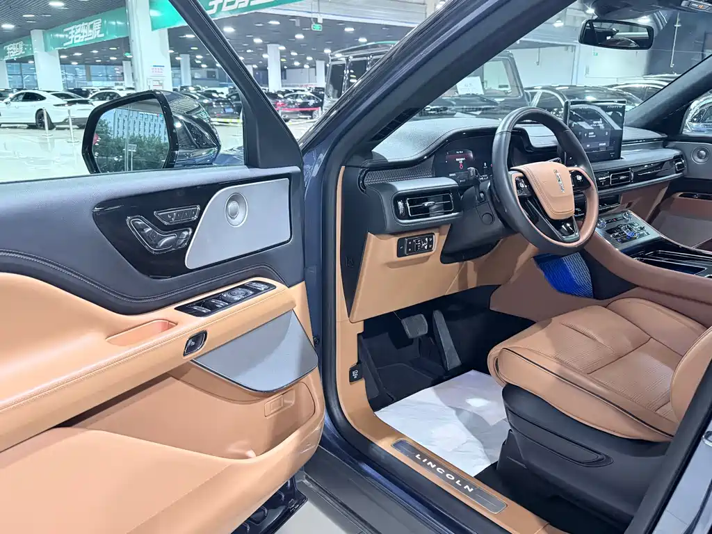 Lincoln Aviator 2022 3.0T V6