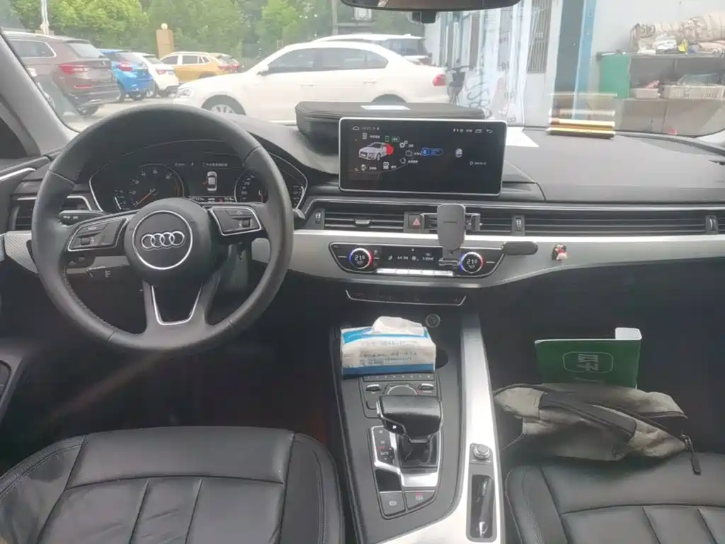 Audi A4L — миниатюра 10
