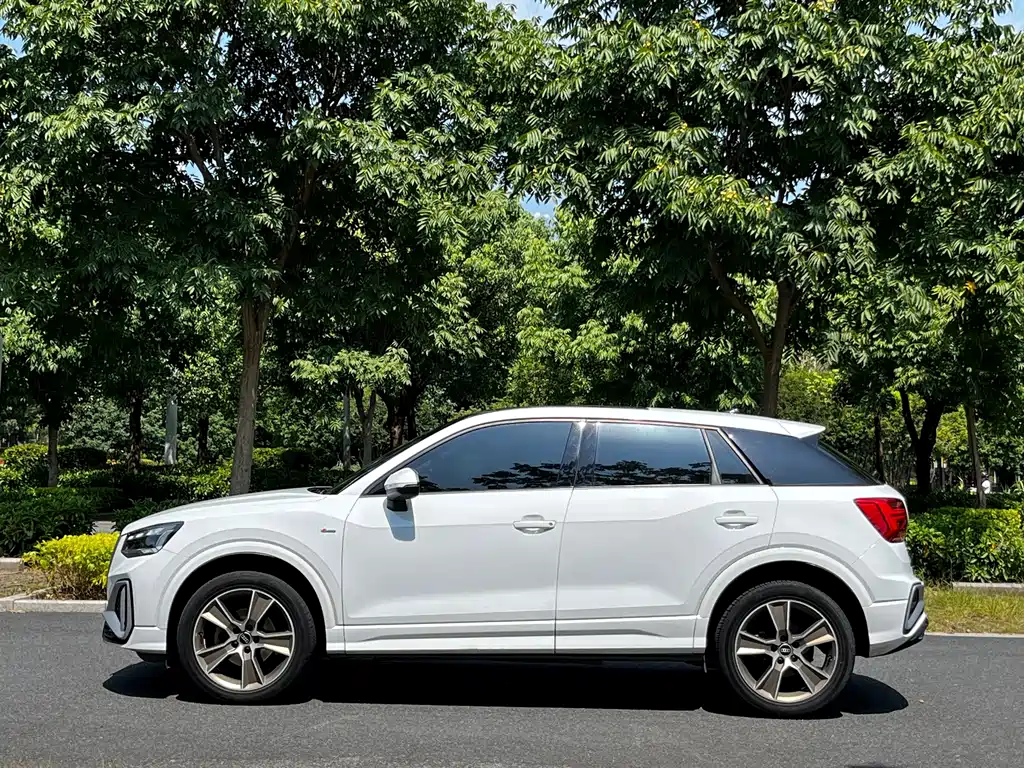 Audi Q2L — миниатюра 10