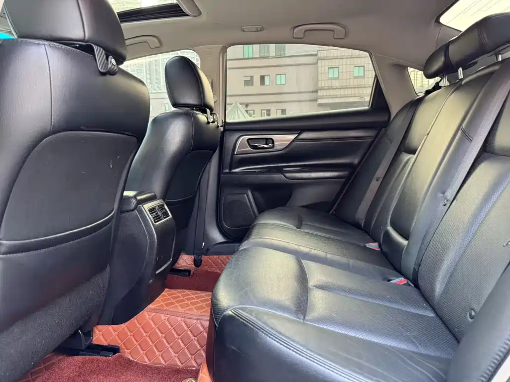 Nissan Teana — миниатюра 8