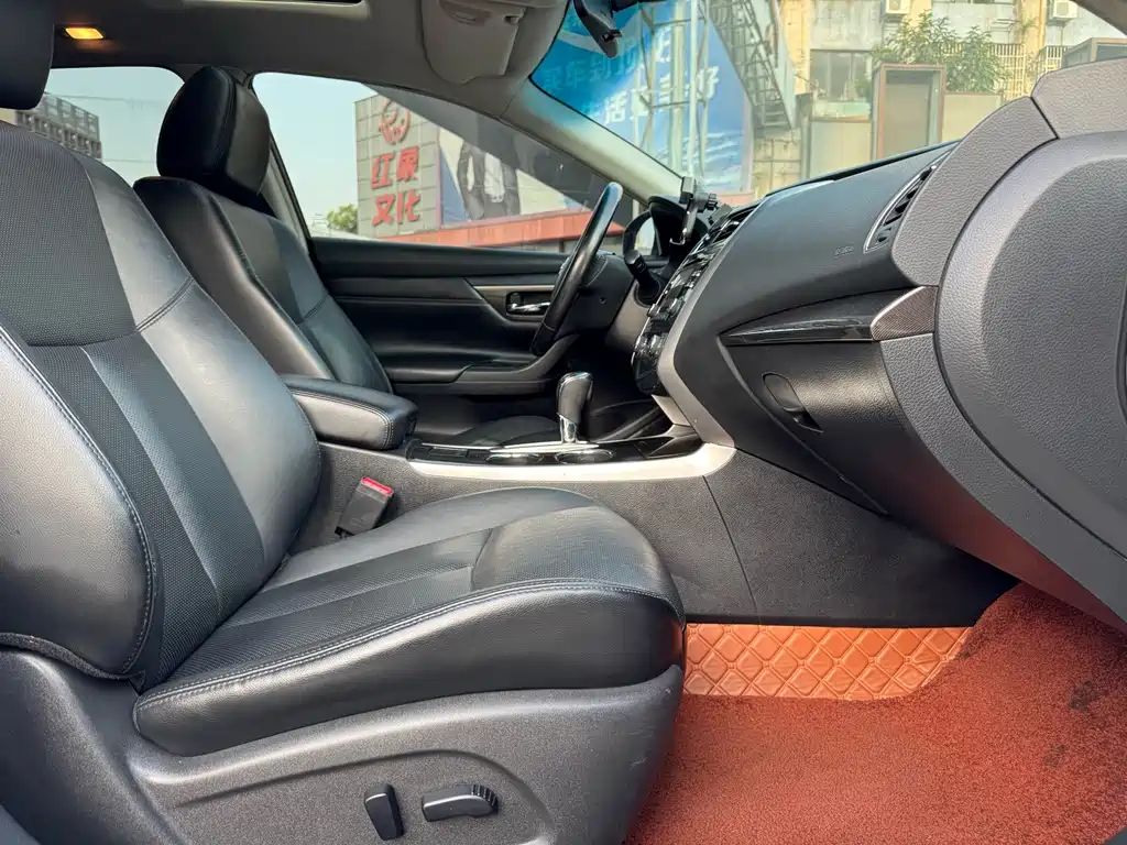 Nissan Teana — миниатюра 12